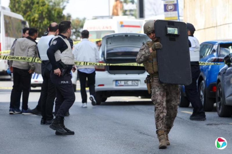 伊斯坦布尔的以色列领事馆外发生枪击案 三名枪手一死二伤