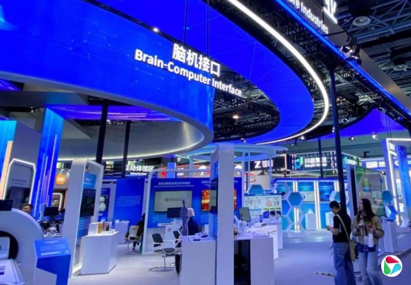 �����Ի��ӿڼ����������Ļ���