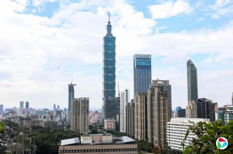 �ж�ս���������ʻ�� ̨����㴢����15����󽵷�