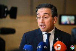 ������Ǵ����ɫ��Ϯ������� �ؿ�פ���ʴ�ʹ��