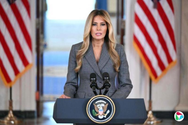 ������һ���˷����밮��˹̹���κι���