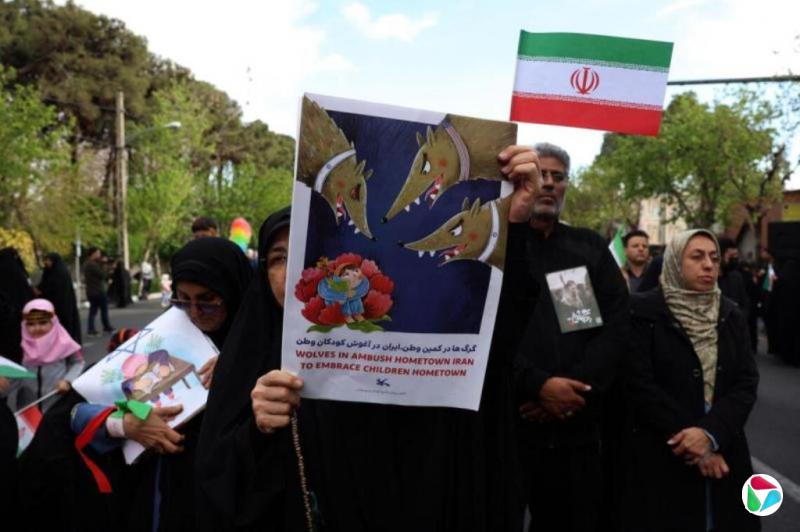 ���Ϲ����鳤��ʹ��Ϯ������Сѧ����������ʷ������