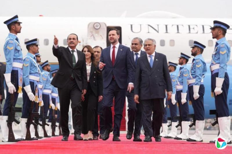 �ͻ�˹̹���������������ͳ��˹ ��ƽ̸�С���ʽ������