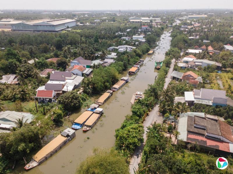 �������ո�ȵĴ�ֻ�ų�һ�У�׼��ʻ��ͬ��ʡ��һ�Ҽӹ����ġ�