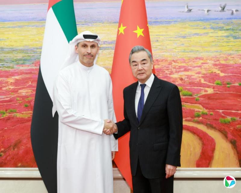 ���㣺��������ľ�Ⱥ�Ͽ�����Ϲ�����Ṳͬ����