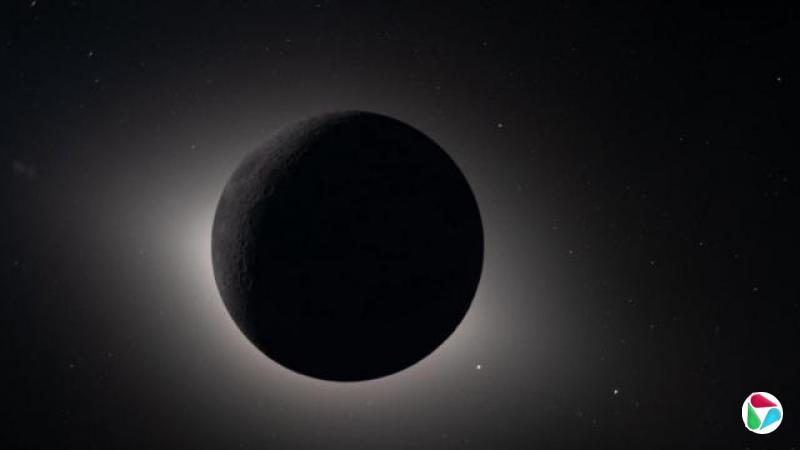 月亮正在遮蔽太阳