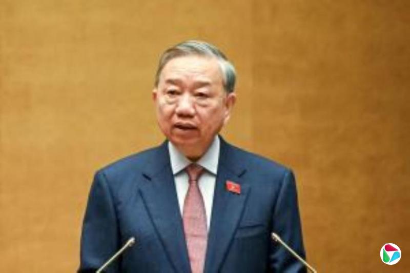 苏林抵京开启访华行程