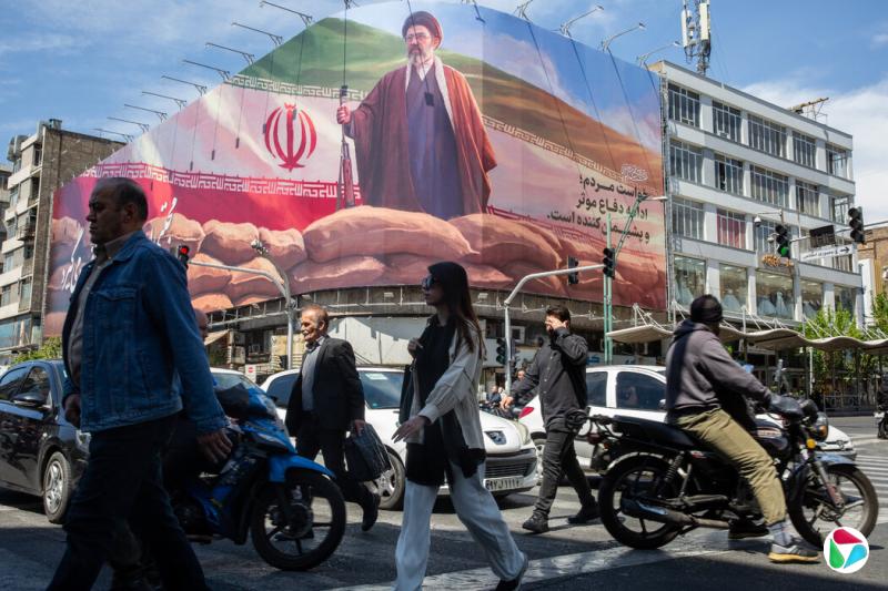 �����ڵº�����������������½����͡���÷�����ľ޷����������ʹ�Ա�ƣ������ڱ���ĩ�ڰͻ�˹̹���еĻ�̸��ʵ���ϲ���̸����Ը��