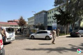 �������ٷ���У԰ǹ���� ���4��20��