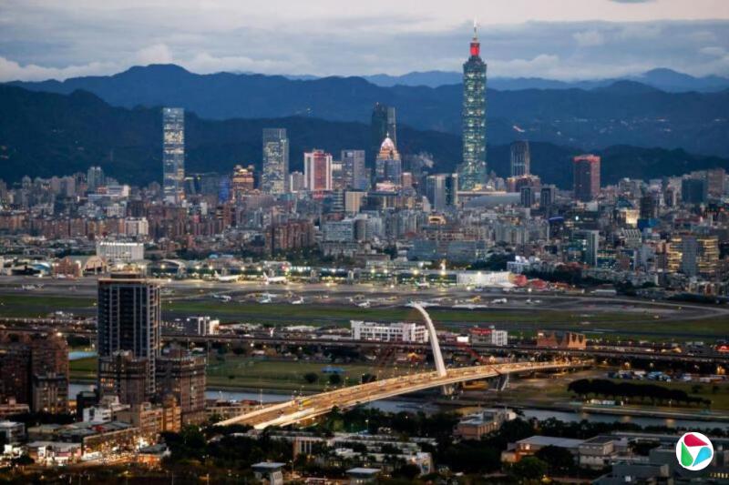 中国大陆呼吁尽快恢复两岸直航 台湾:现有航点运量足敷需求