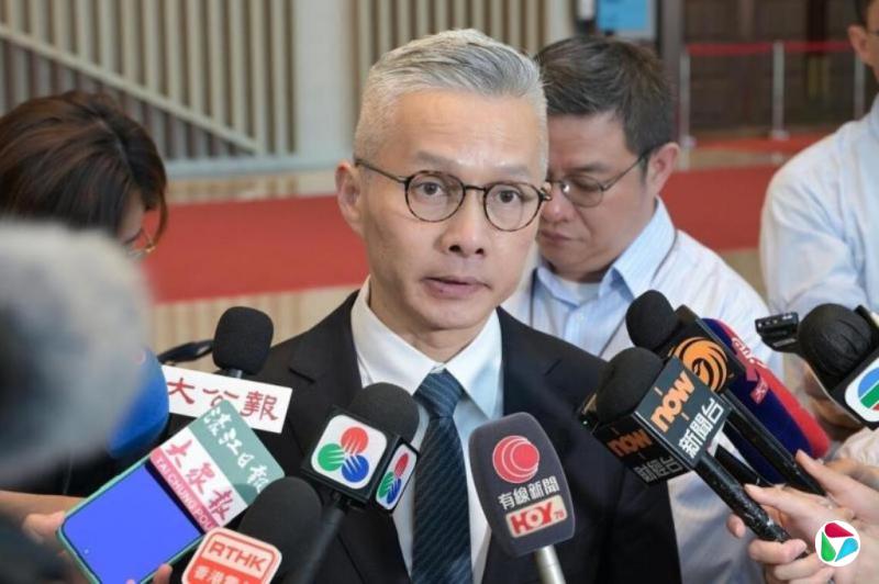 澳门财爷突请辞 议员:旨在提升政府施政素质