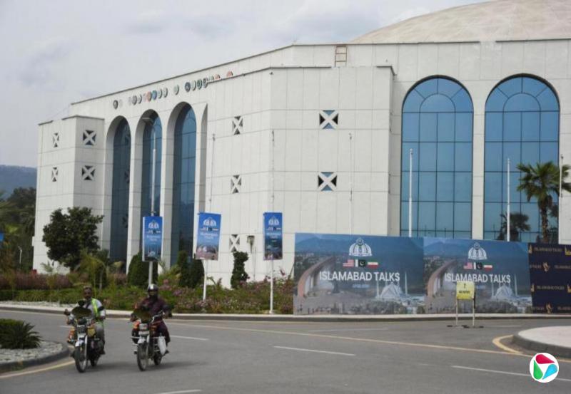 ����ľ�Ⱥ�Ͽ�������ֹء� ��¶���������쵼�����������