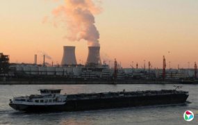 <b>�����ظ壺�˵�վ��Ϊս���±�� ���ܸ���ǰ·Σ���ķ�</b>